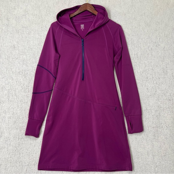 Title nine Dresses & Skirts - Title Nine Hooded Regulator Dress S Purple Activewear Stretchy Quarter Zip Sport
